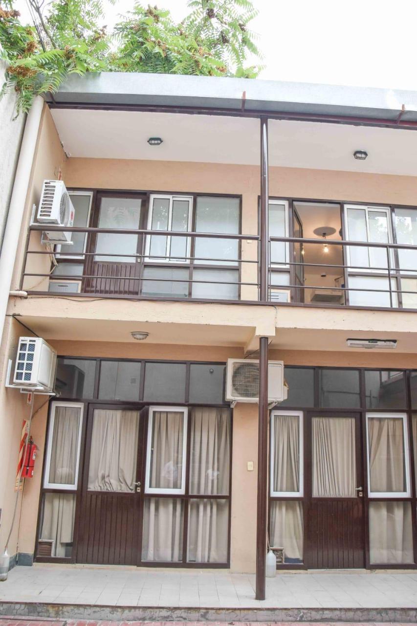 Apartamentos Quinta Seccion Мендоса Екстериор снимка